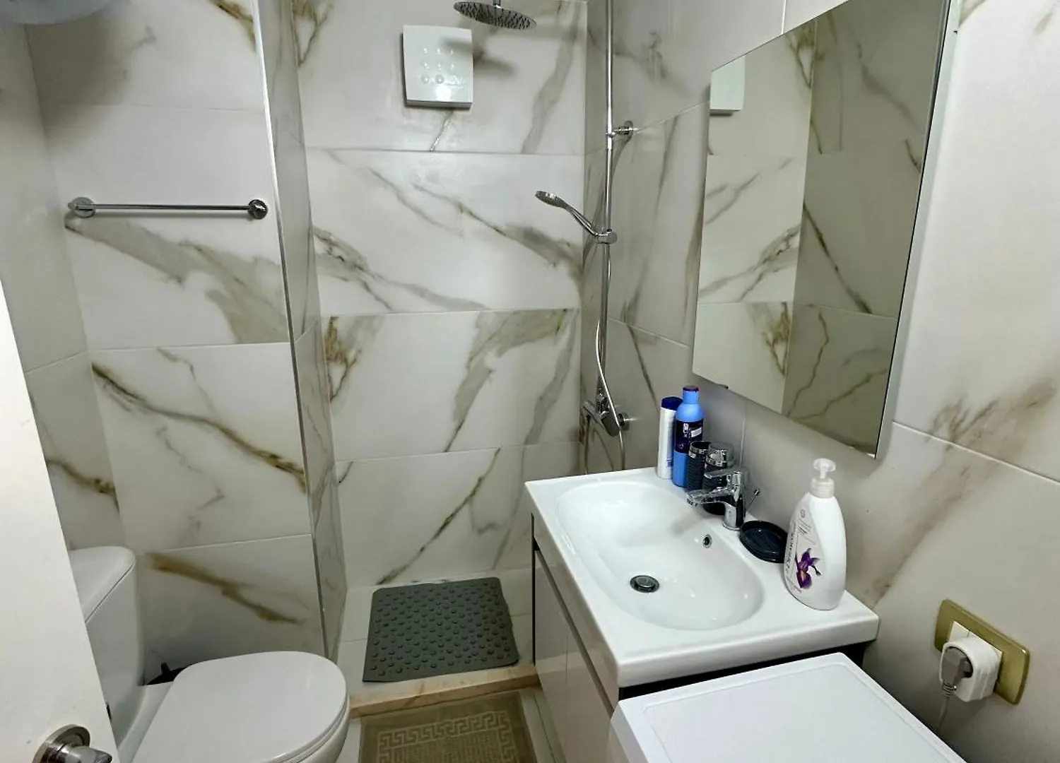 Seafront Blue Duplex Apartment Durres 0*,  Albania